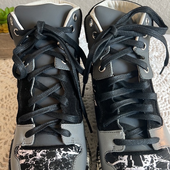 Balenciaga High Top Black & White Marble Sneakers Size 36 - Picture 11 of 14